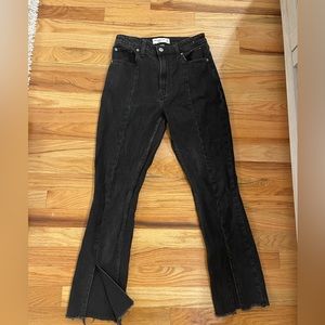 Abercrombie woman’s “the skinny” high rise curve love. Size 25 0XS black denim
